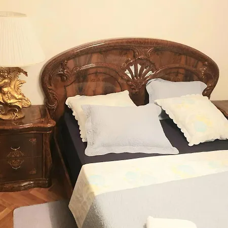 Diana Apartment